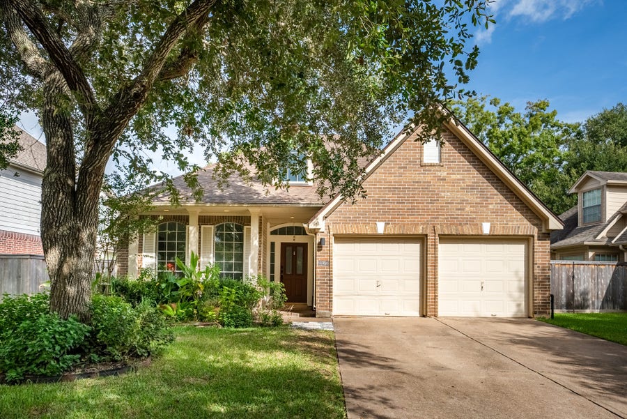 Property photo for 4426 Ringrose Drive, Missouri City, TX