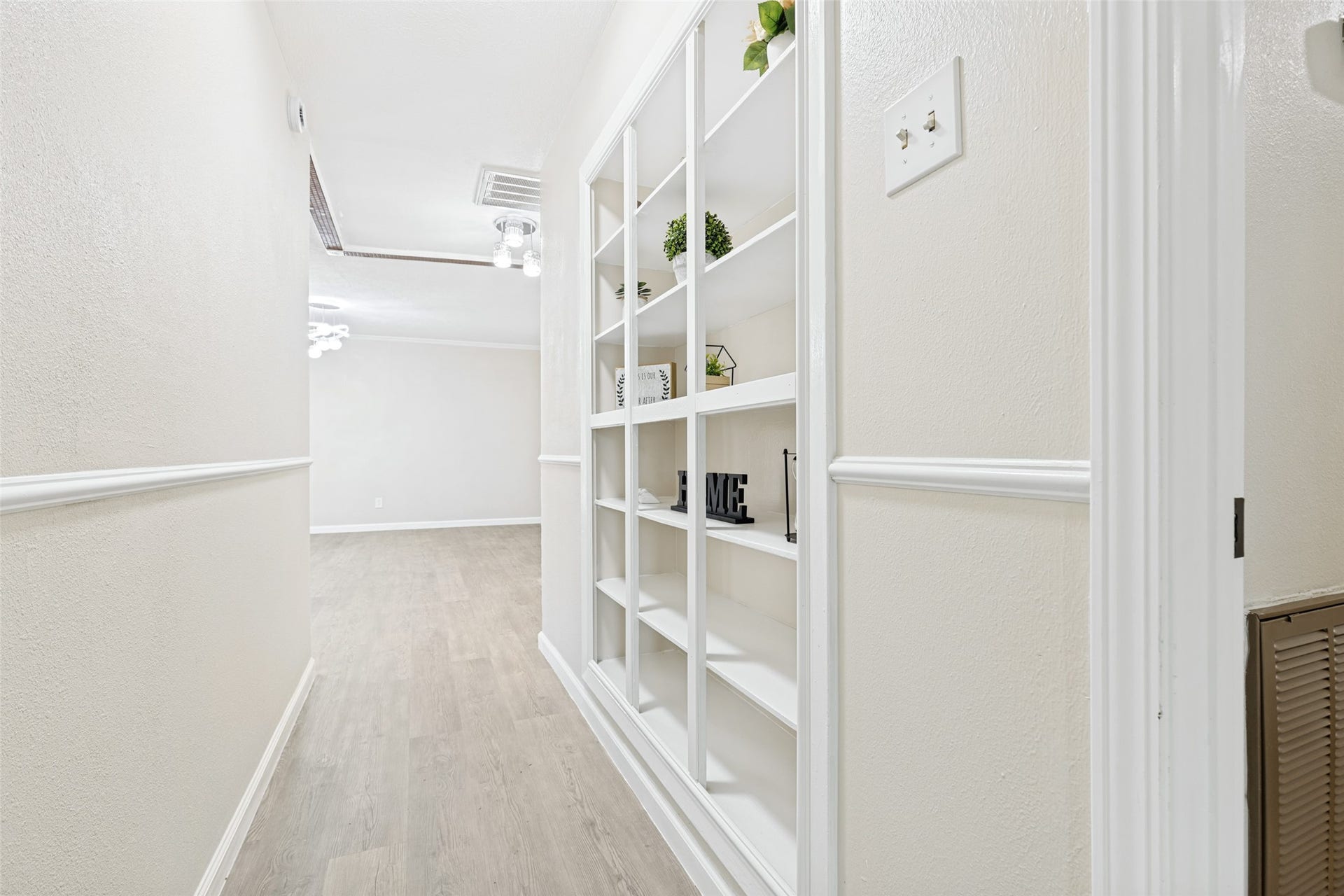 1802 Hartt Street, Baytown, TX 77520 1802 Hartt Street, Baytown, TX 77520