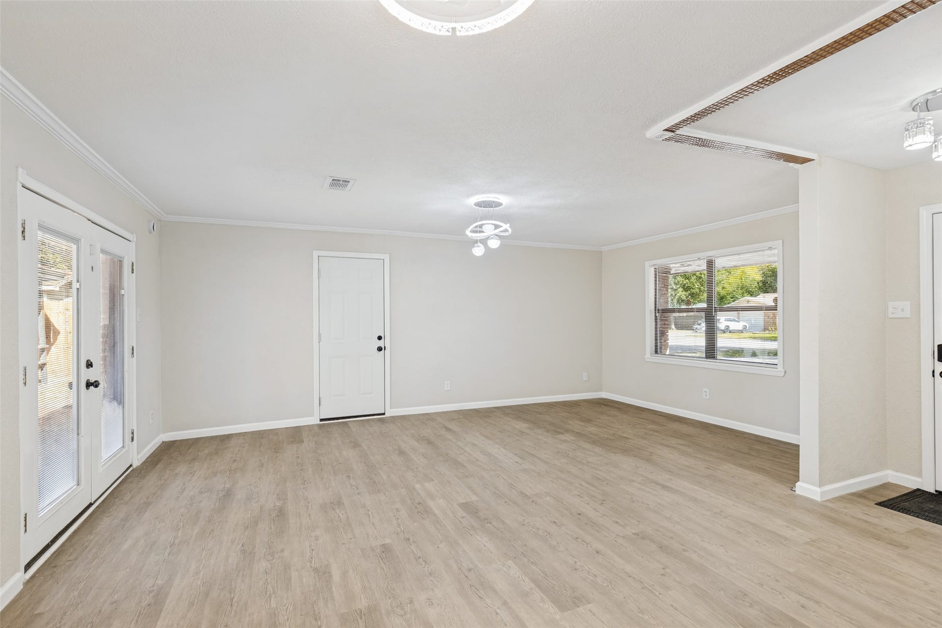 1802 Hartt Street, Baytown, TX 77520 1802 Hartt Street, Baytown, TX 77520