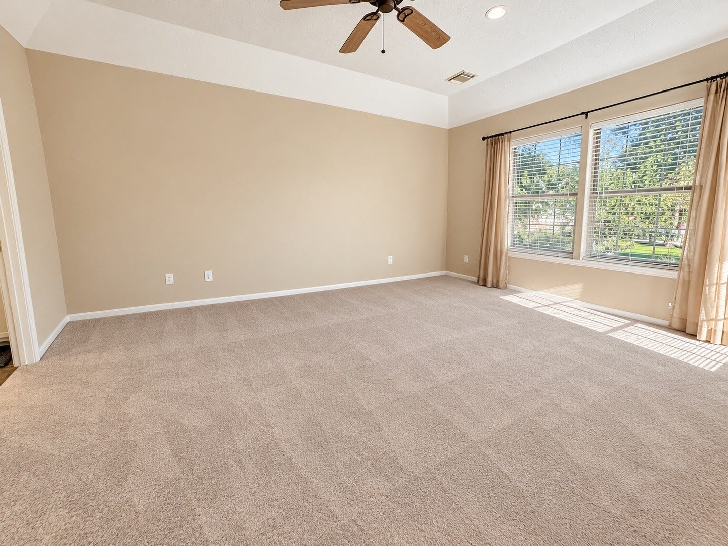 16148 Broadwater Drive, Crosby, TX 77532 16148 Broadwater Drive, Crosby, TX 77532