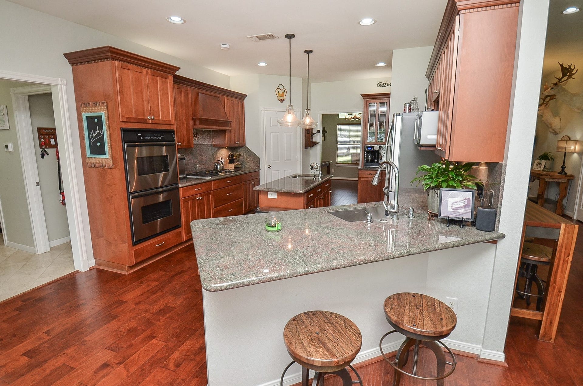 27644 Spring Hill Road, Hempstead, TX 77445 This lovely, extended counter top invites comfy stools for quick snacks!