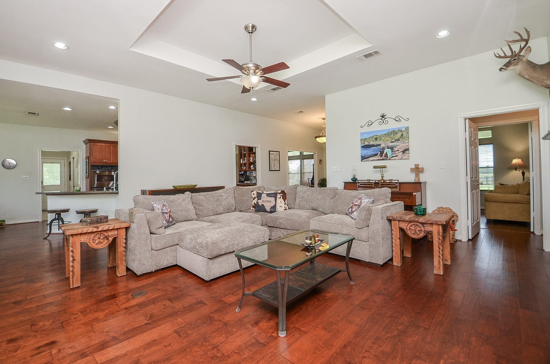27644 Spring Hill Road, Hempstead, TX 77445 Easy access to kitchen and bedrooms is ensured in this open floor plan view.