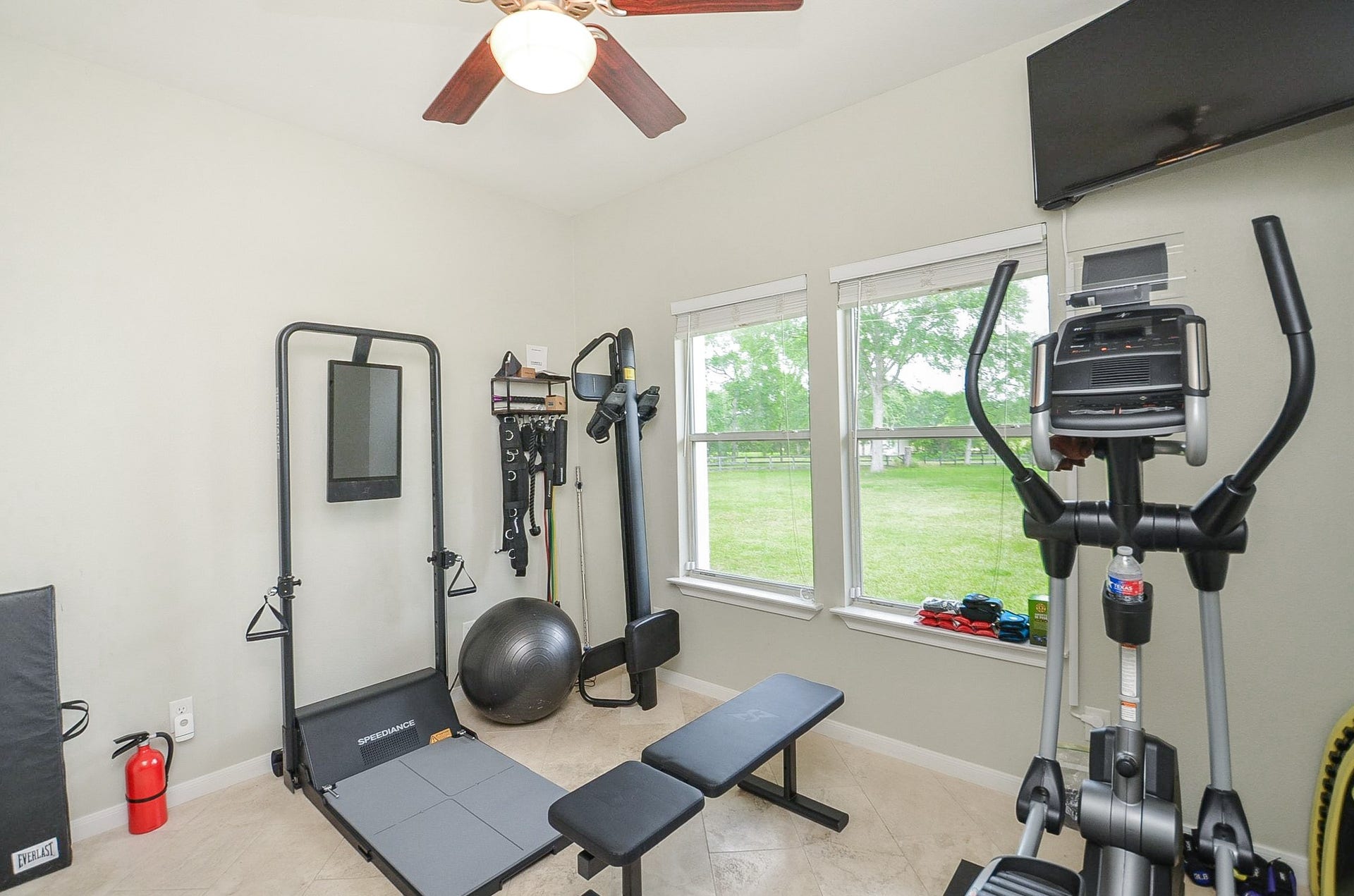27644 Spring Hill Road, Hempstead, TX 77445 This additional bedroom can house gear or beds, in any configuration.