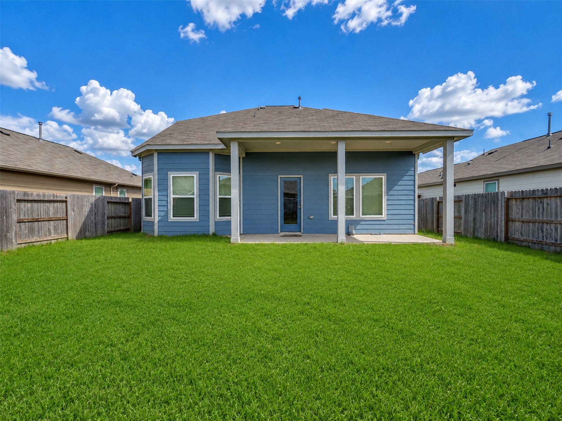26212 Astral Way, La Marque, TX 77568 26212 Astral Way, La Marque, TX 77568