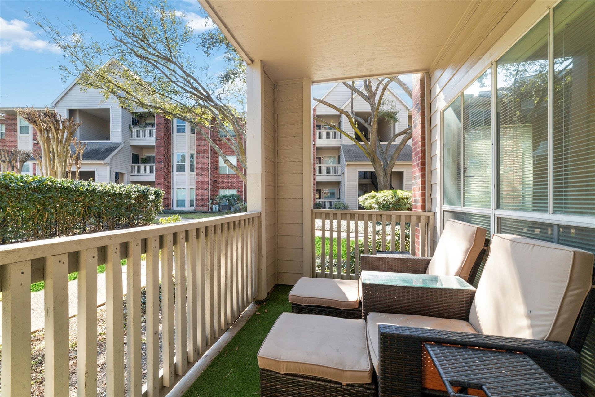 Private Balcony Oasis  Enjoy lush green views from this oversized corner balconyperfect for morning coffee or evening relaxation. 3 minute walk to Metro Rail Stop!