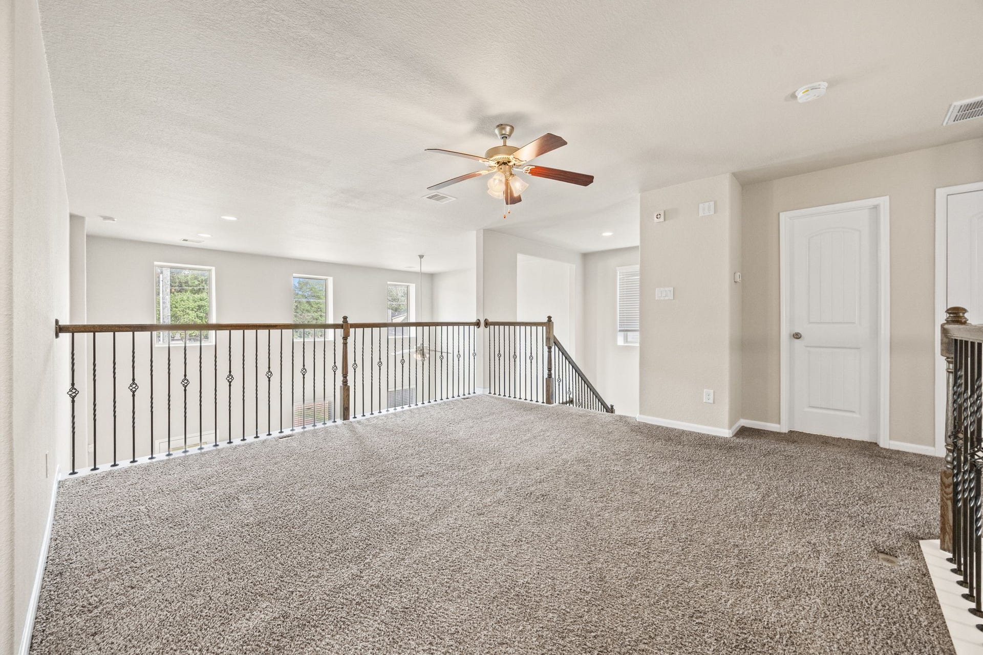 2719 Kaman Lane, Pearland, TX 77581 2719 Kaman Lane, Pearland, TX 77581