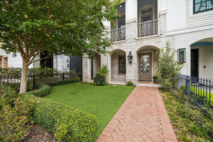 Property photo for 41 Crain Square Boulevard, Houston, TX