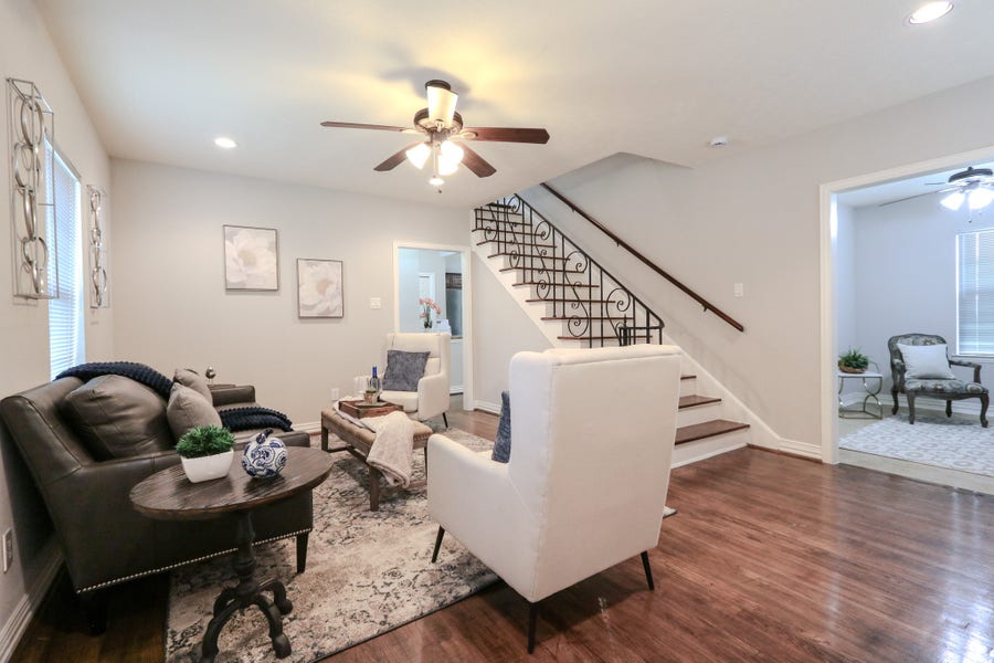Property photo for 4609 University Oaks Boulevard, Houston, TX