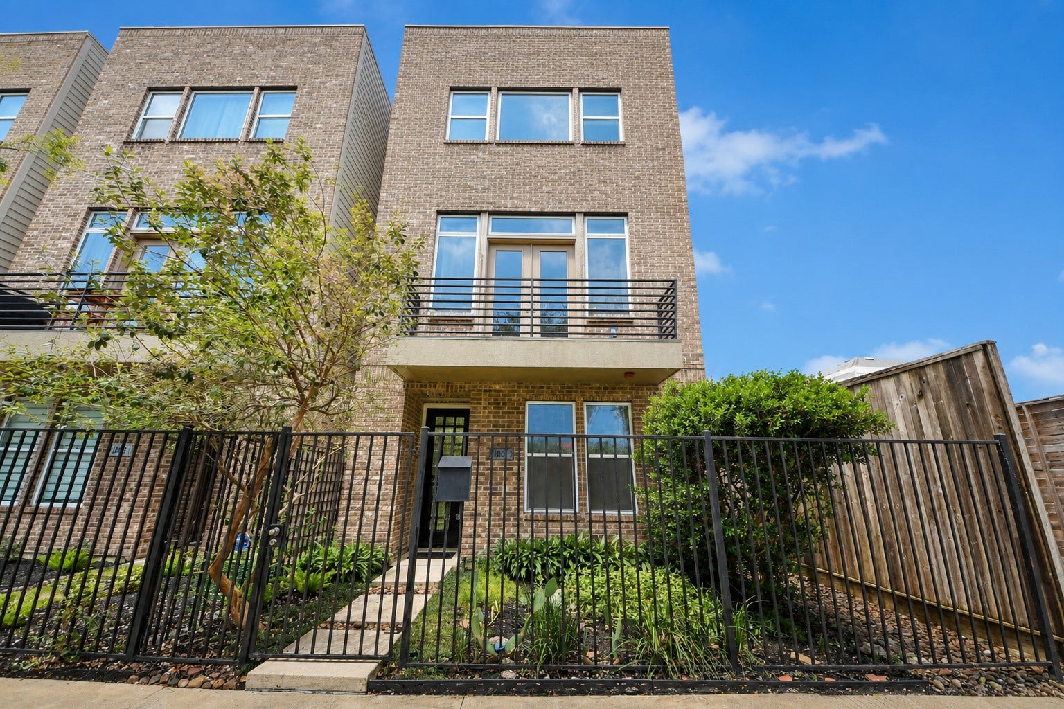 1807 W Webster Street, Houston, TX 77019