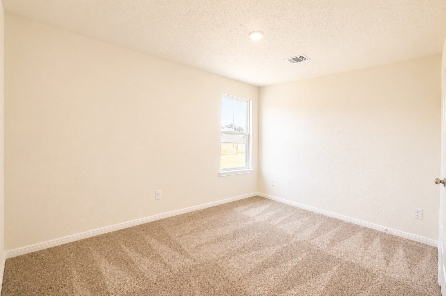 22554 Pinecone Forest Lane, Tomball, TX 77377 22554 Pinecone Forest Lane, Tomball, TX 77377