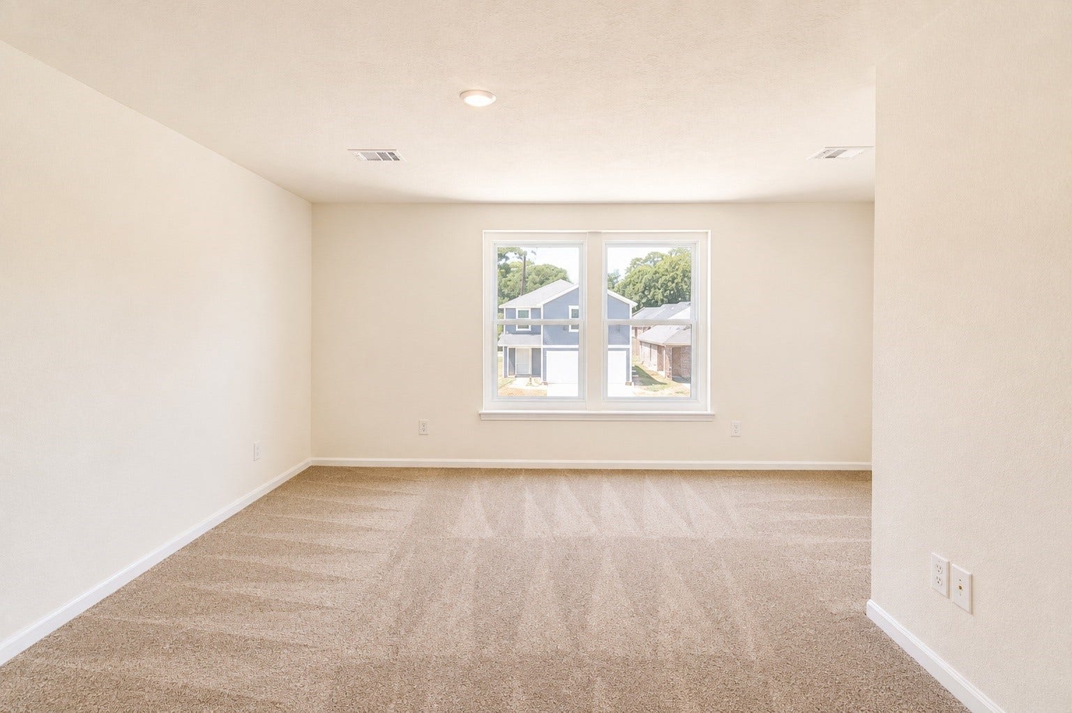 22554 Pinecone Forest Lane, Tomball, TX 77377 22554 Pinecone Forest Lane, Tomball, TX 77377