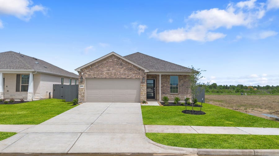 Property photo for 9011 Bay Lodge Lane, Baytown, TX