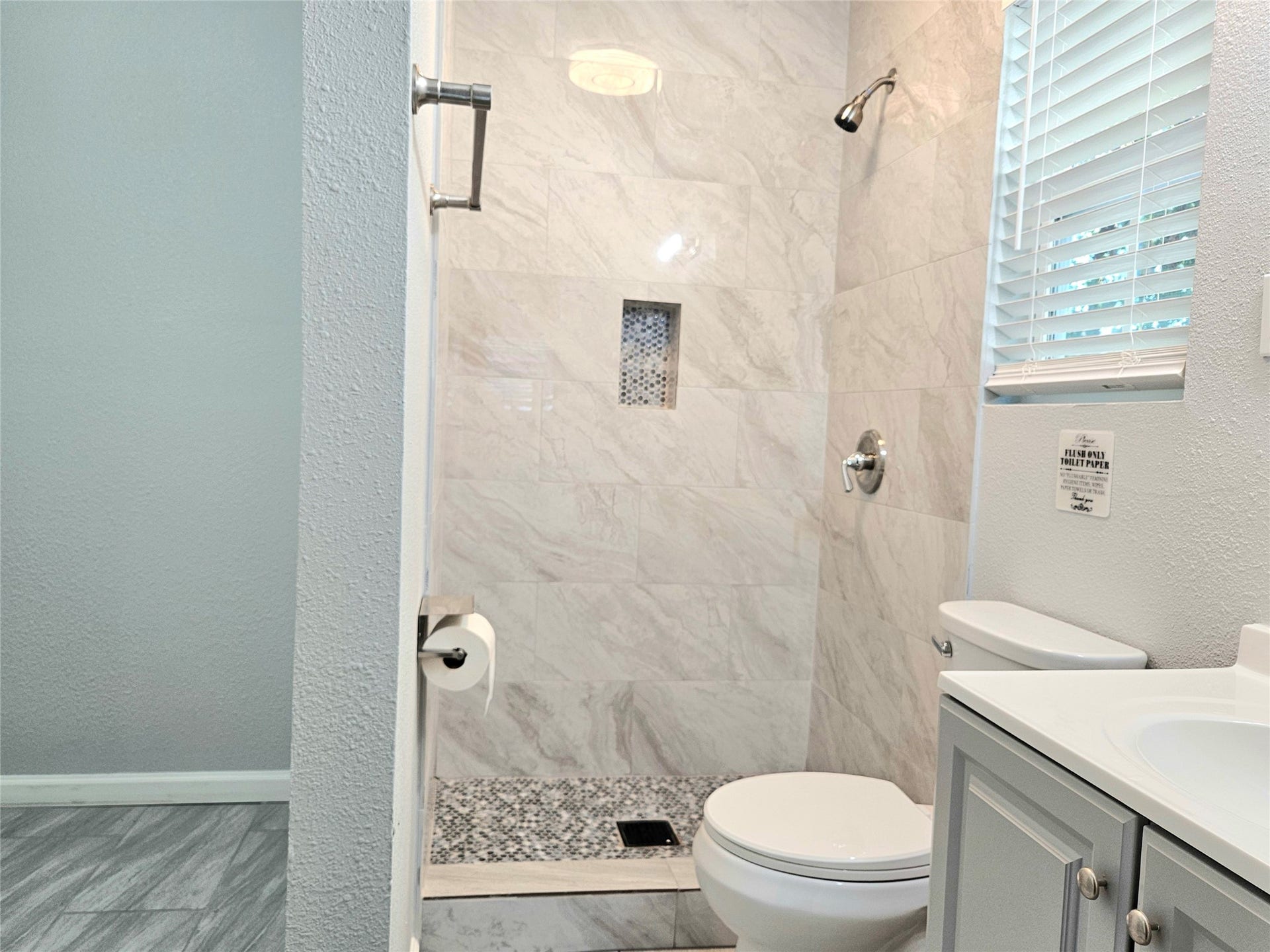 4419 W Bayshore Drive, #3, Bacliff, TX 77518 4419 W Bayshore Drive, #3, Bacliff, TX 77518