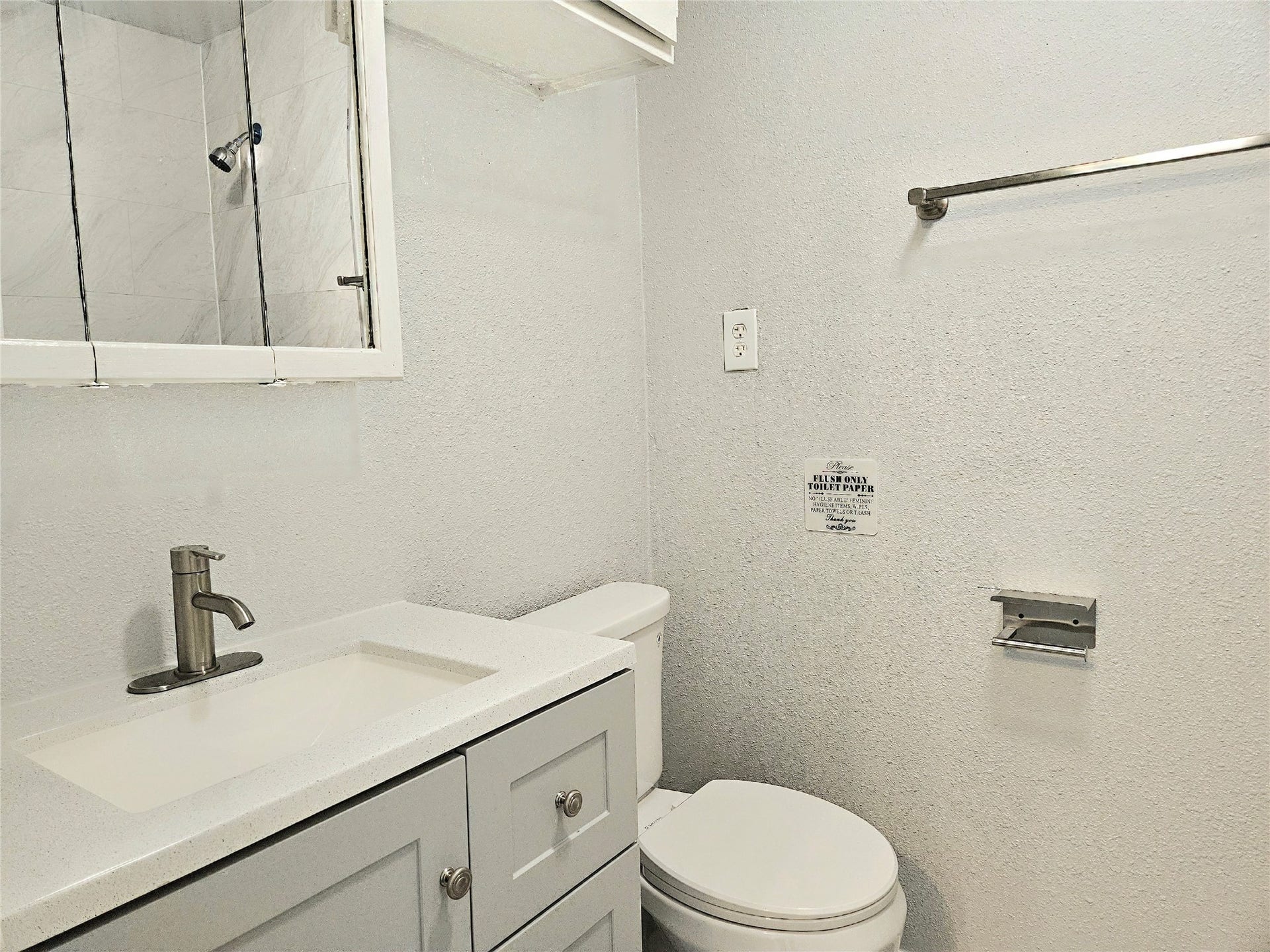 4419 W Bayshore Drive, #3, Bacliff, TX 77518 4419 W Bayshore Drive, #3, Bacliff, TX 77518