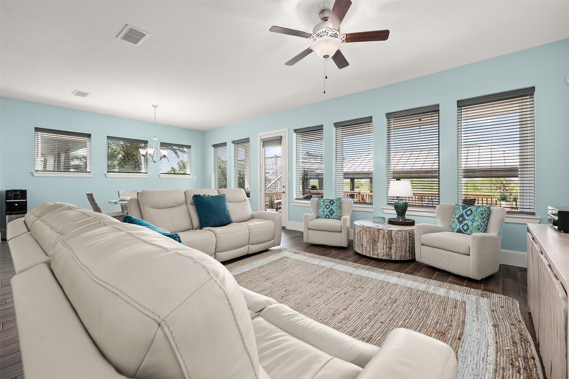 5418 Brigantine Cay Court, Texas City, TX 77590 Water views from the family room and breakfast area.