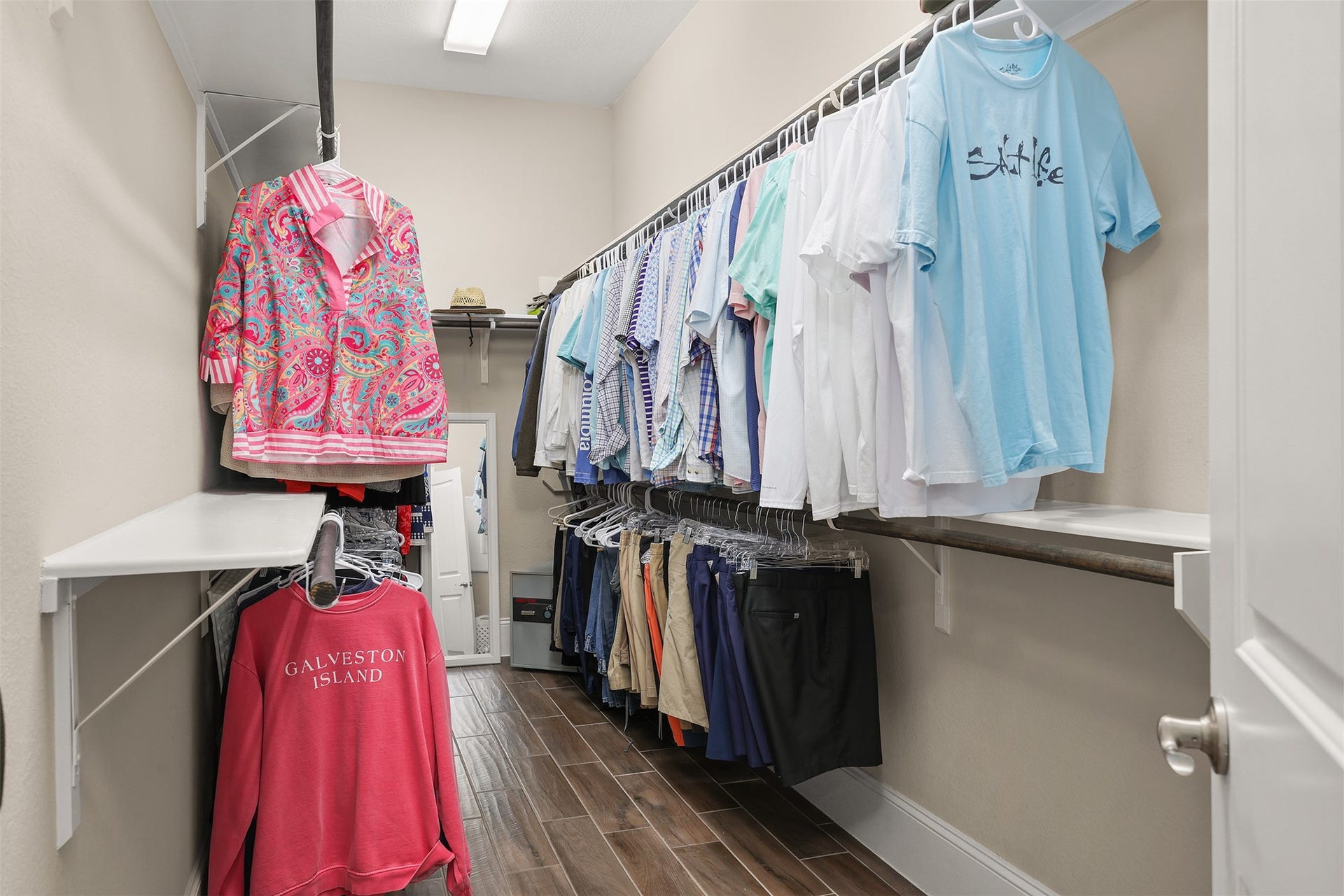 5418 Brigantine Cay Court, Texas City, TX 77590 Lots of room for hanging clothes in the primary closet.