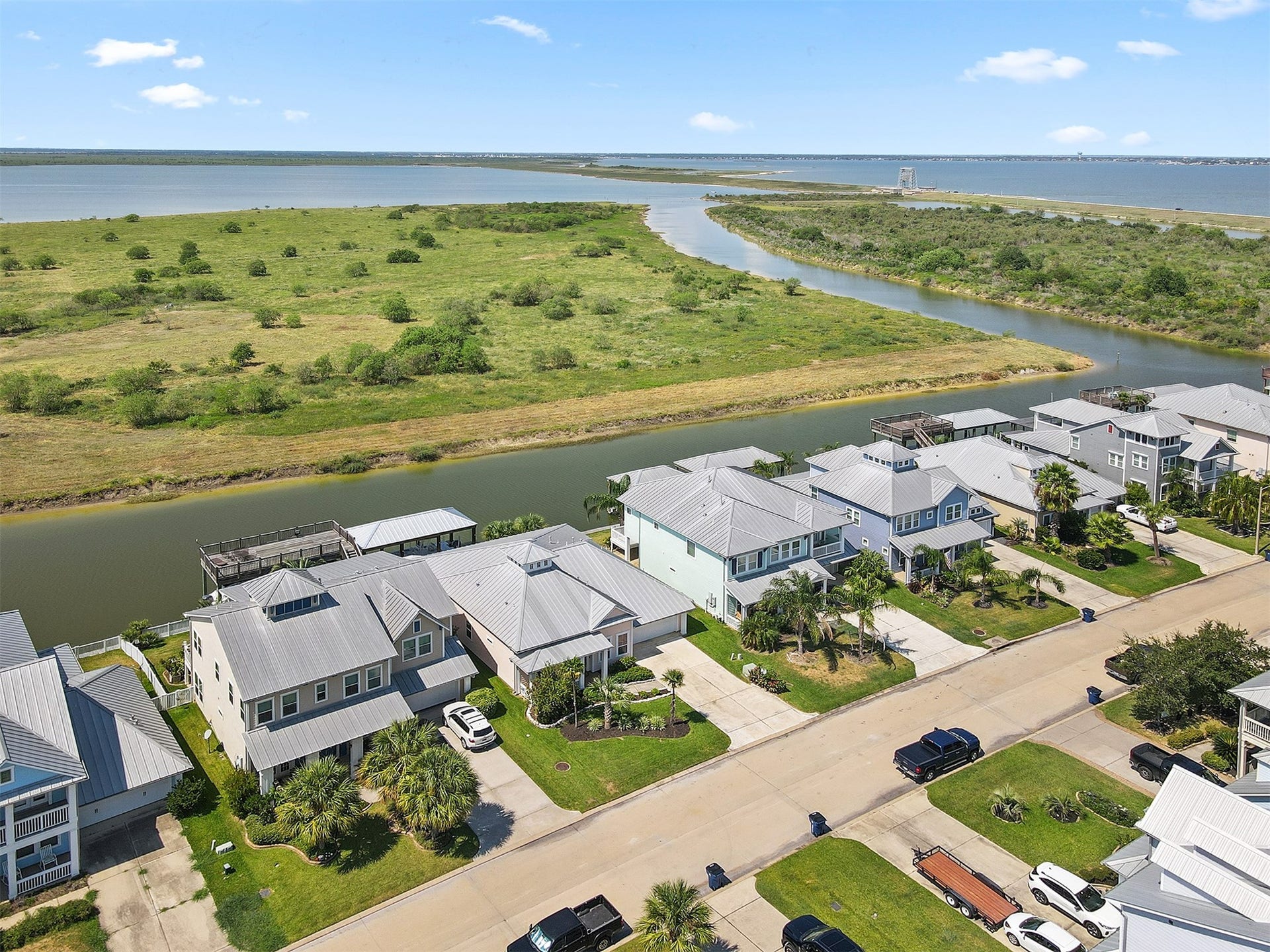 5418 Brigantine Cay Court, Texas City, TX 77590 Aerial view.