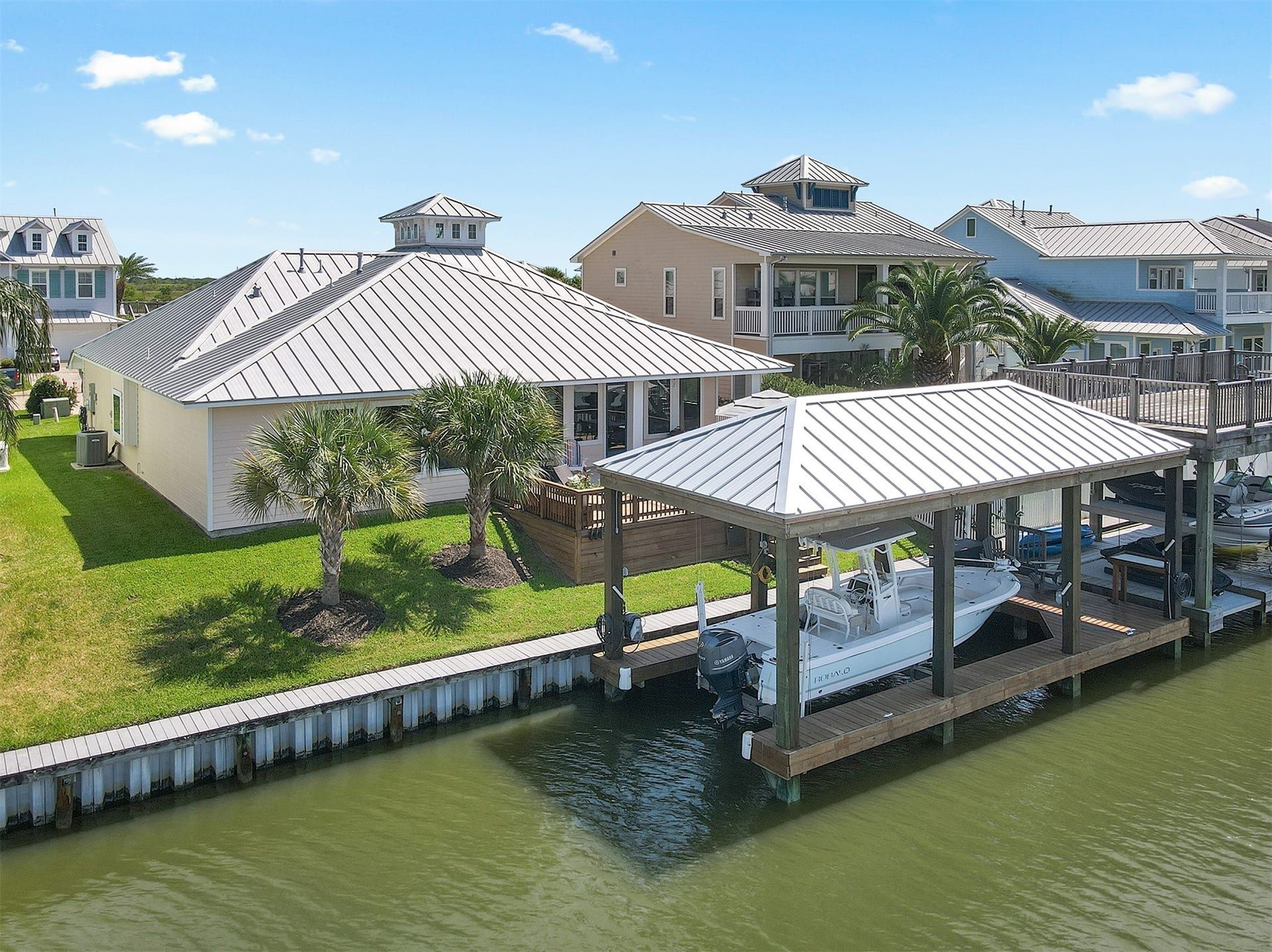 5418 Brigantine Cay Court, Texas City, TX 77590 Another aerial view.
