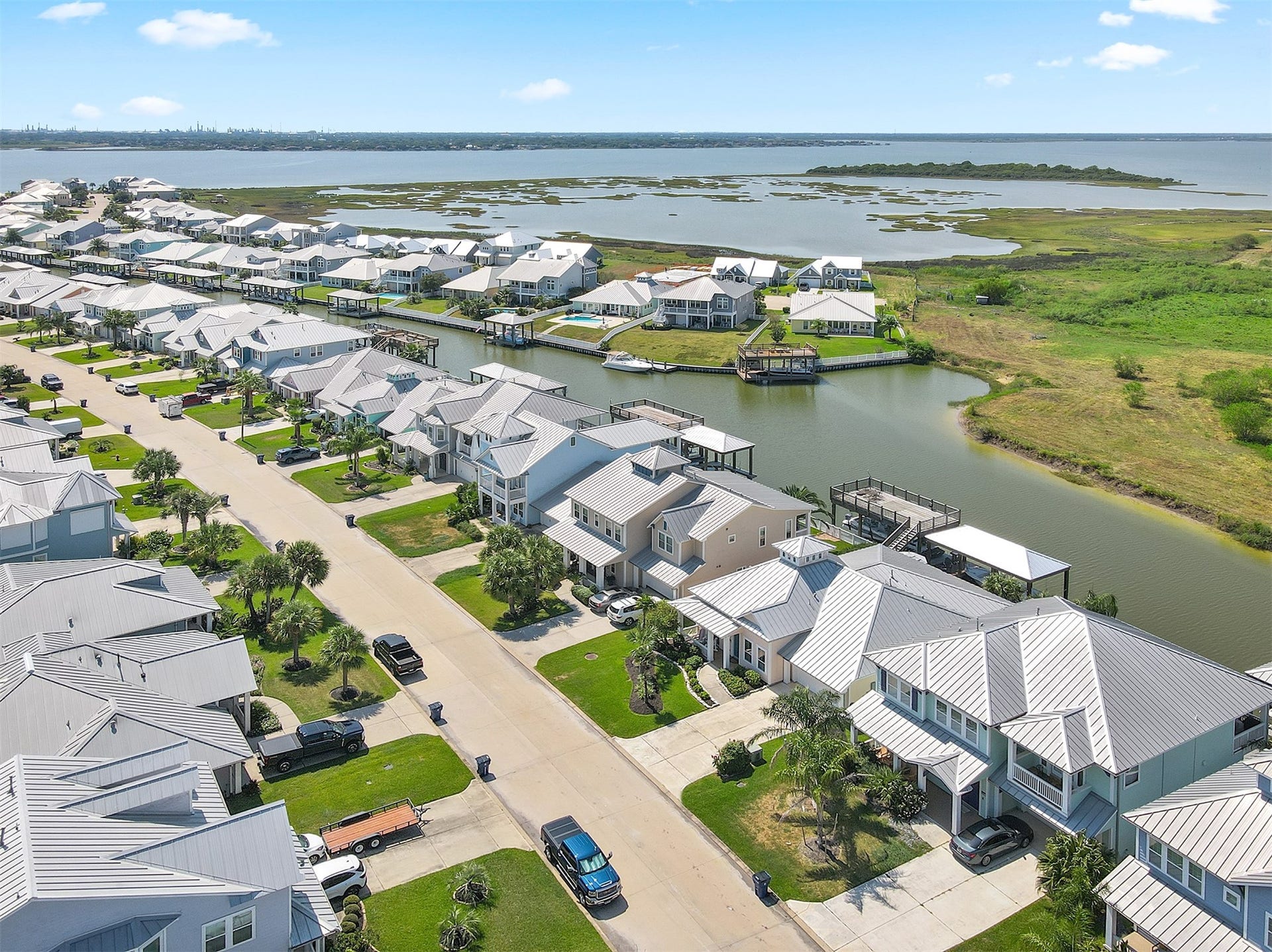 5418 Brigantine Cay Court, Texas City, TX 77590 Aerial view.