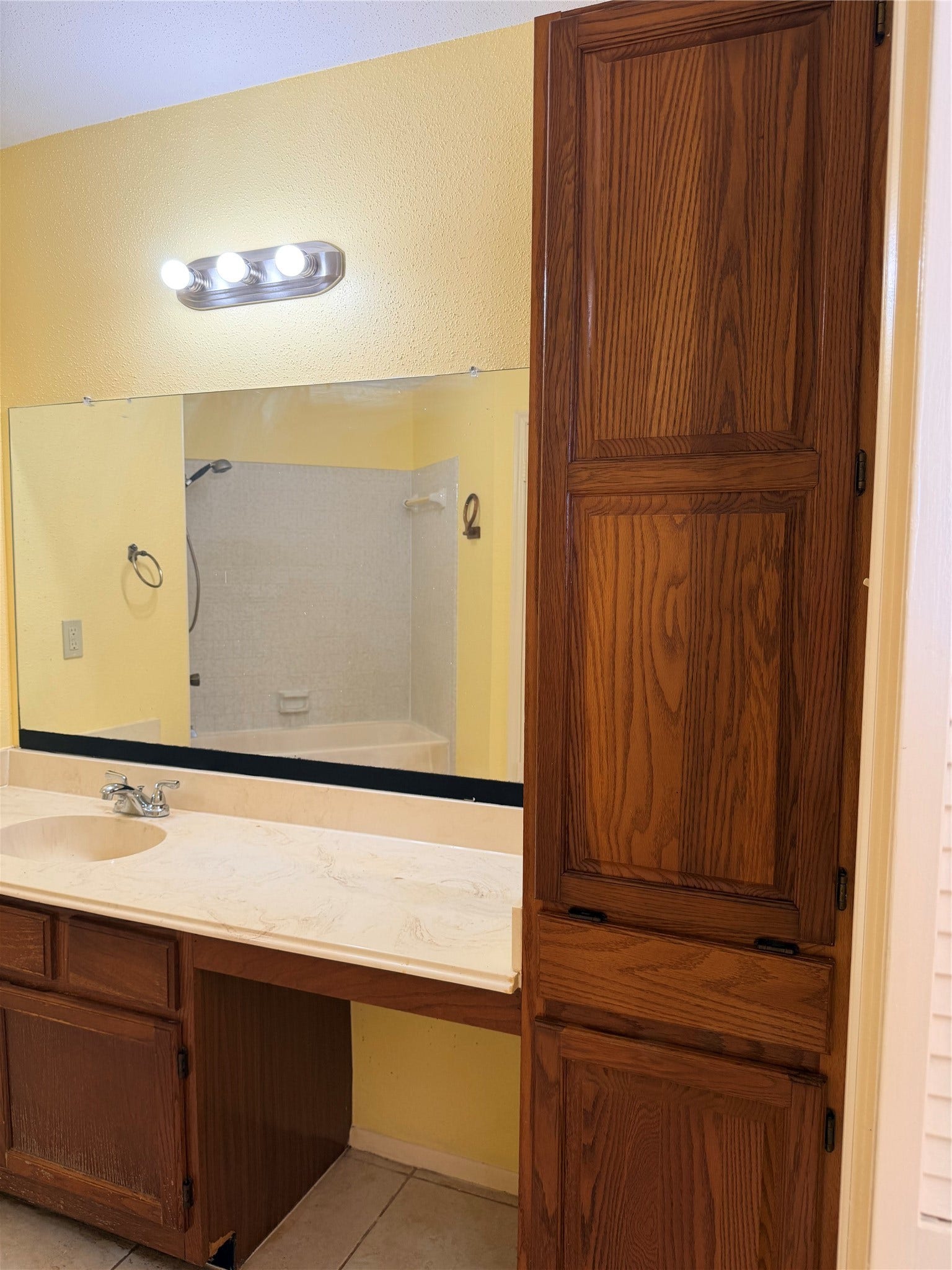 34753 FM1736, #1, Hempstead, TX 77445 Master vanity and storage cabinet