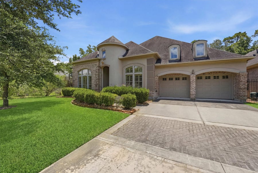 Property photo for 5511 Regal Landing Drive, Houston, TX