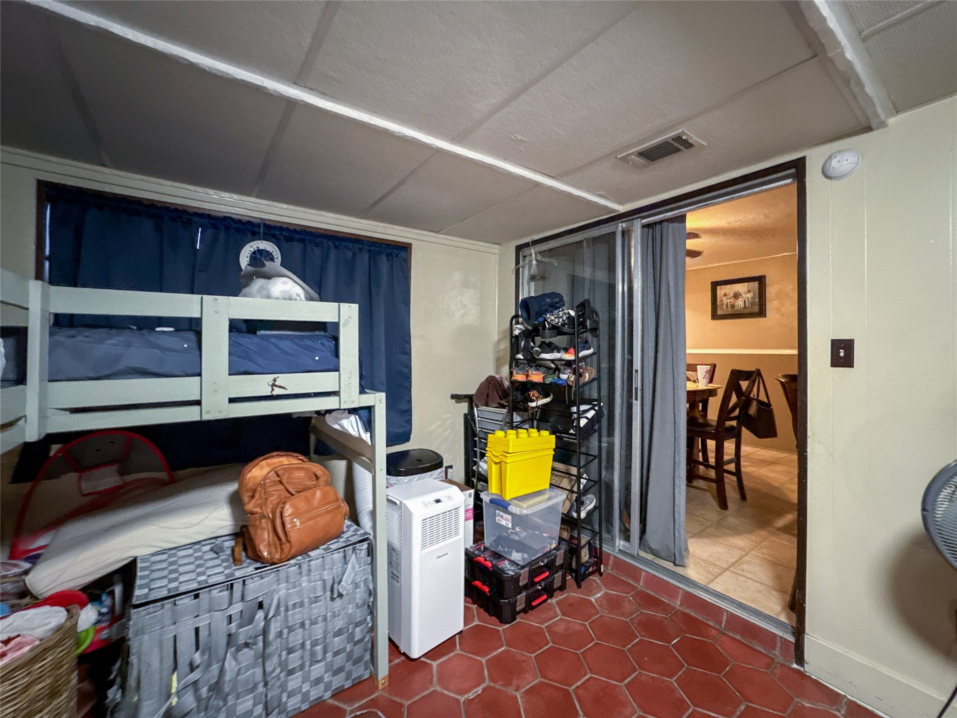 201 W 5th Street, Deer Park, TX 77536 Sunroom connected to Dining Area