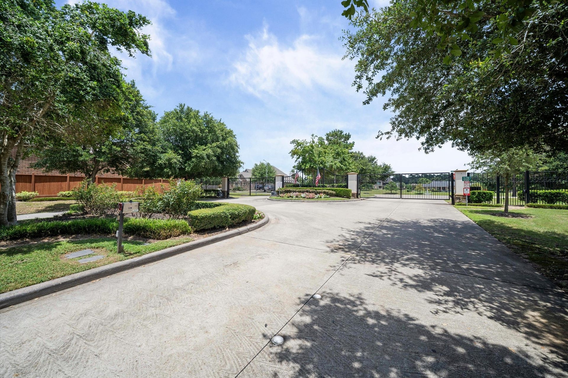 24611 Waterstone Estates Circle S, Tomball, TX 77375 Welcome home!
