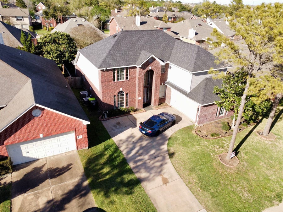 Property photo for 14802 Belterraza Drive, Houston, TX