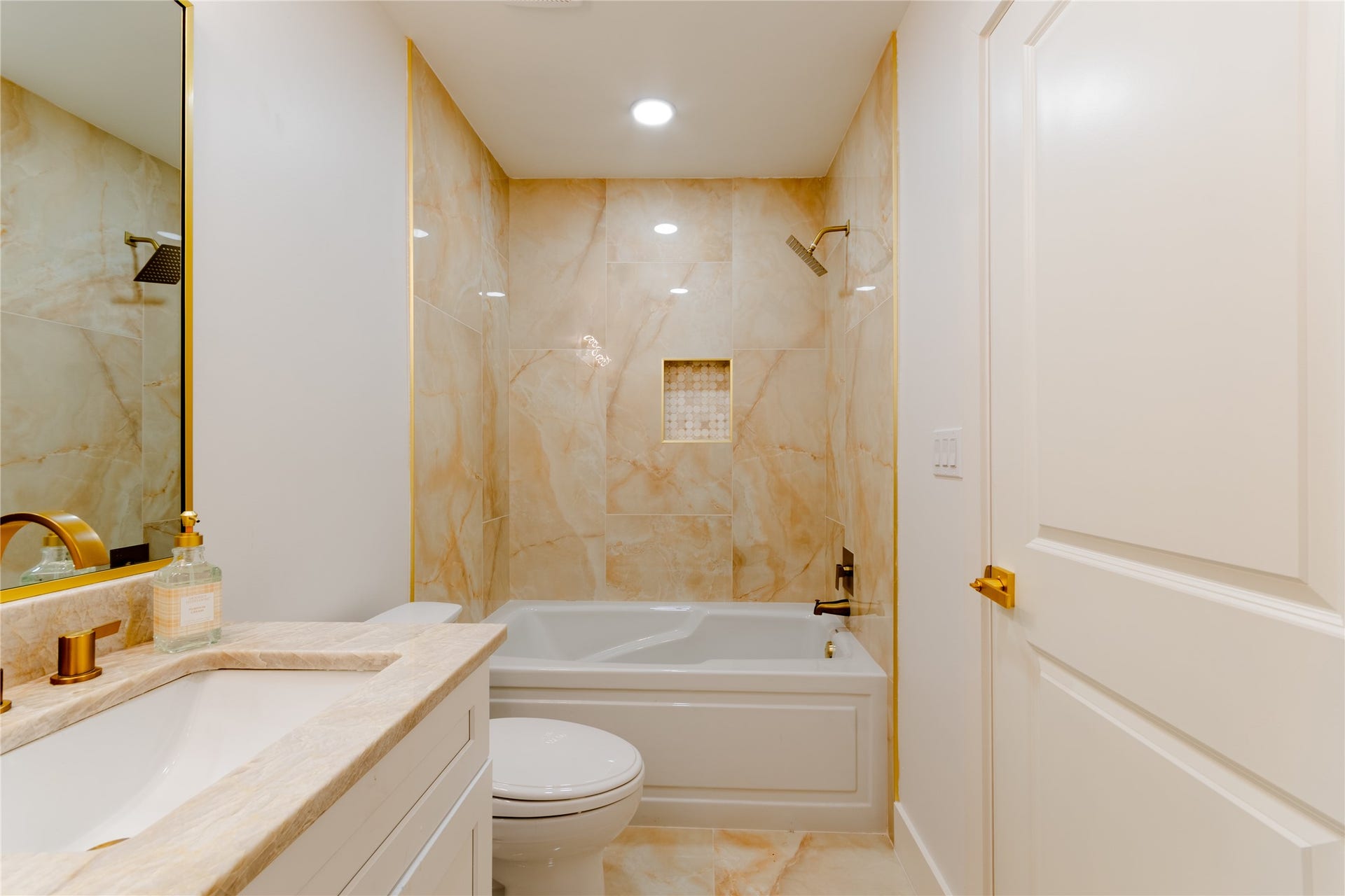 1903 Sedgie Drive, Houston, TX 77080 Your next chapter deserves a home this special.