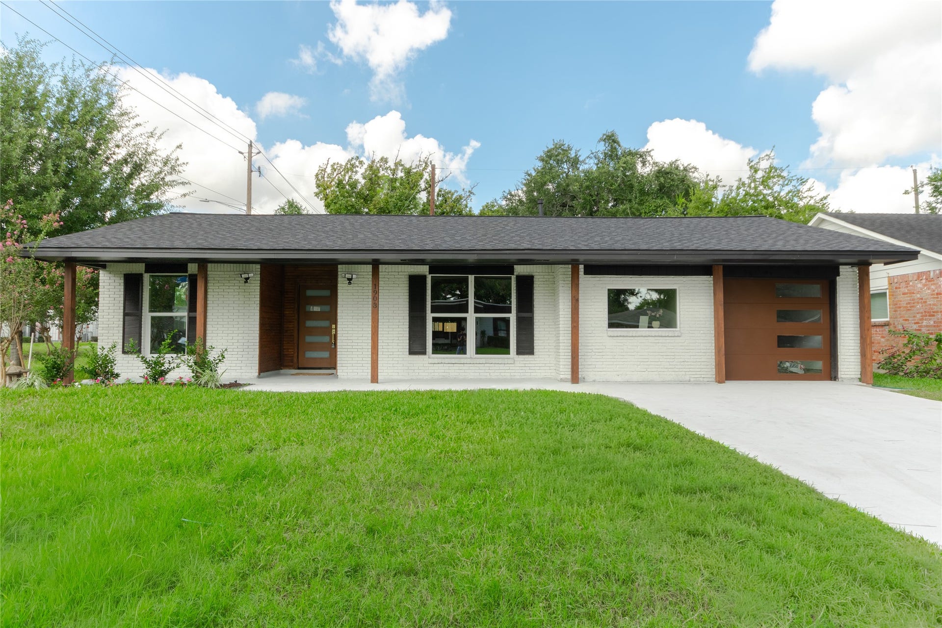 1903 Sedgie Drive, Houston, TX 77080 In the heart of Spring Branch, a new standard of living awaits.