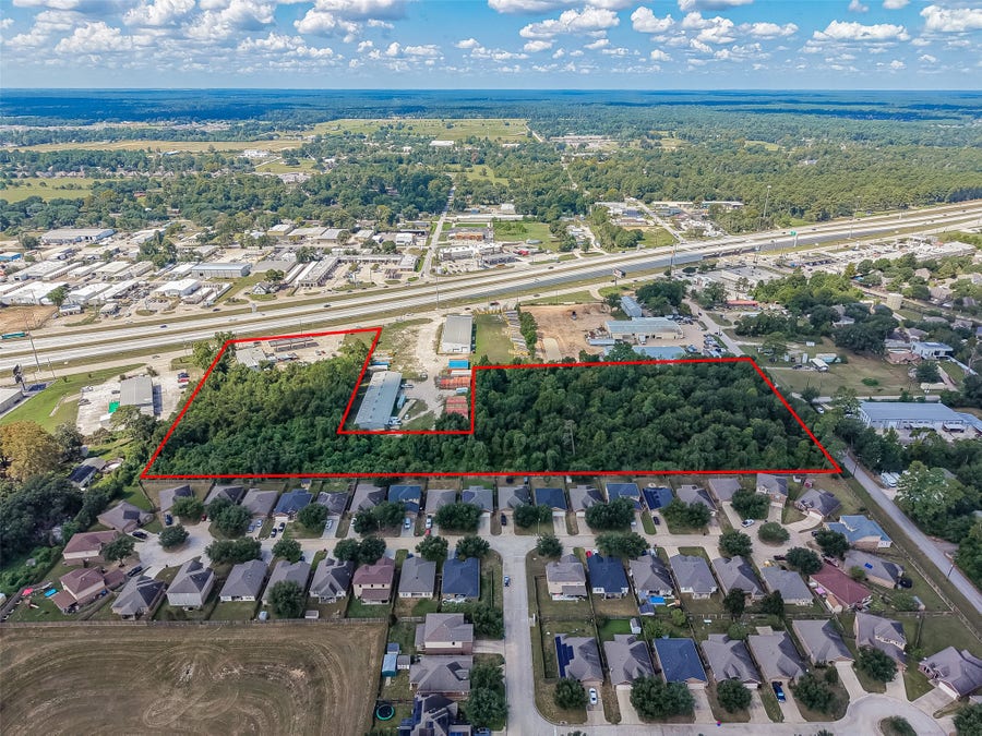 Property photo for 32002 State Highway 249, Pinehurst, TX