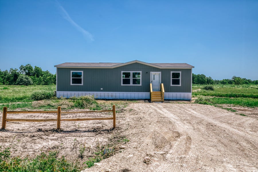 Property photo for 11146 Schmidt Road, Waller, TX