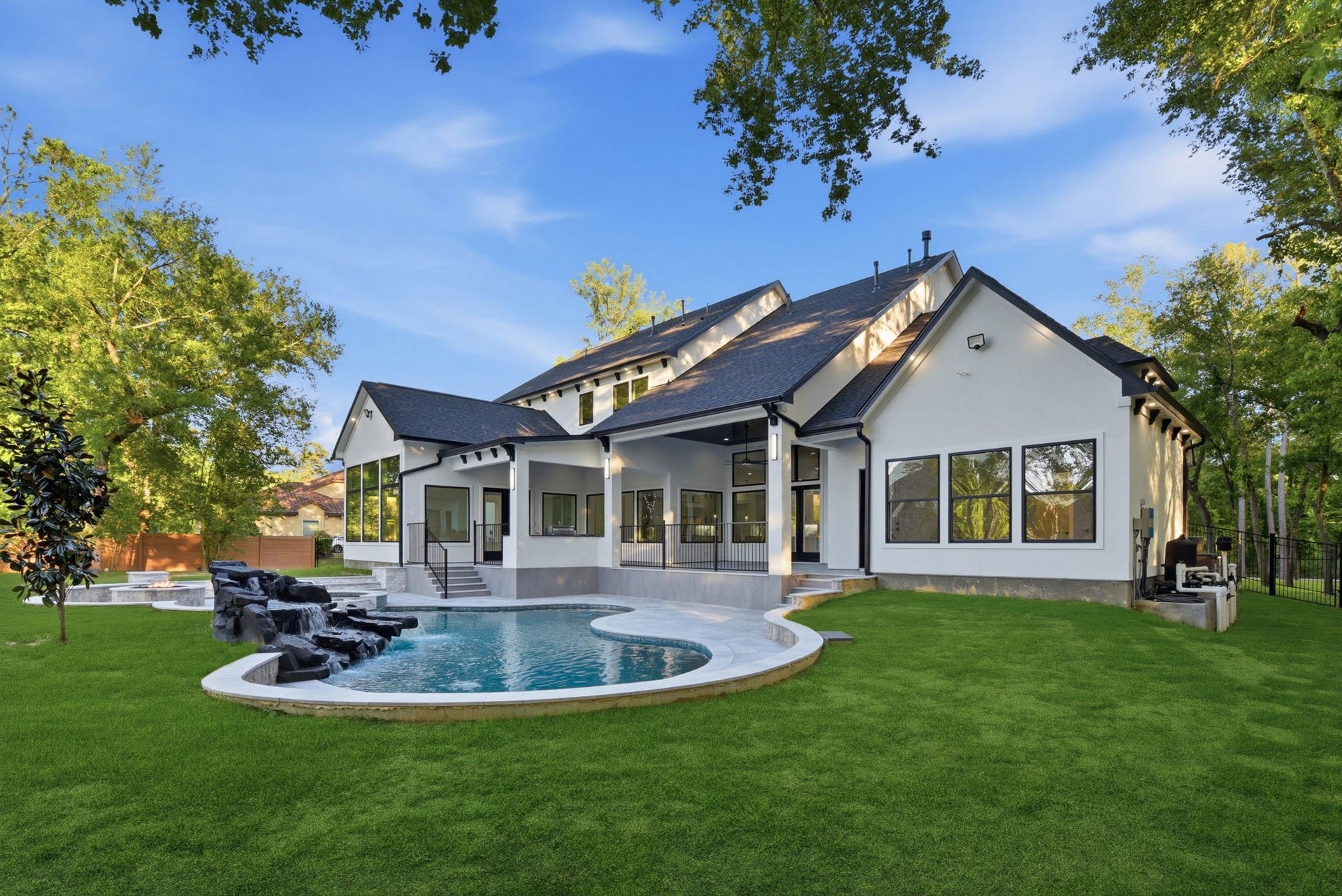 6112 Cypresswood Drive, Spring, TX 77379 6112 Cypresswood Drive, Spring, TX 77379