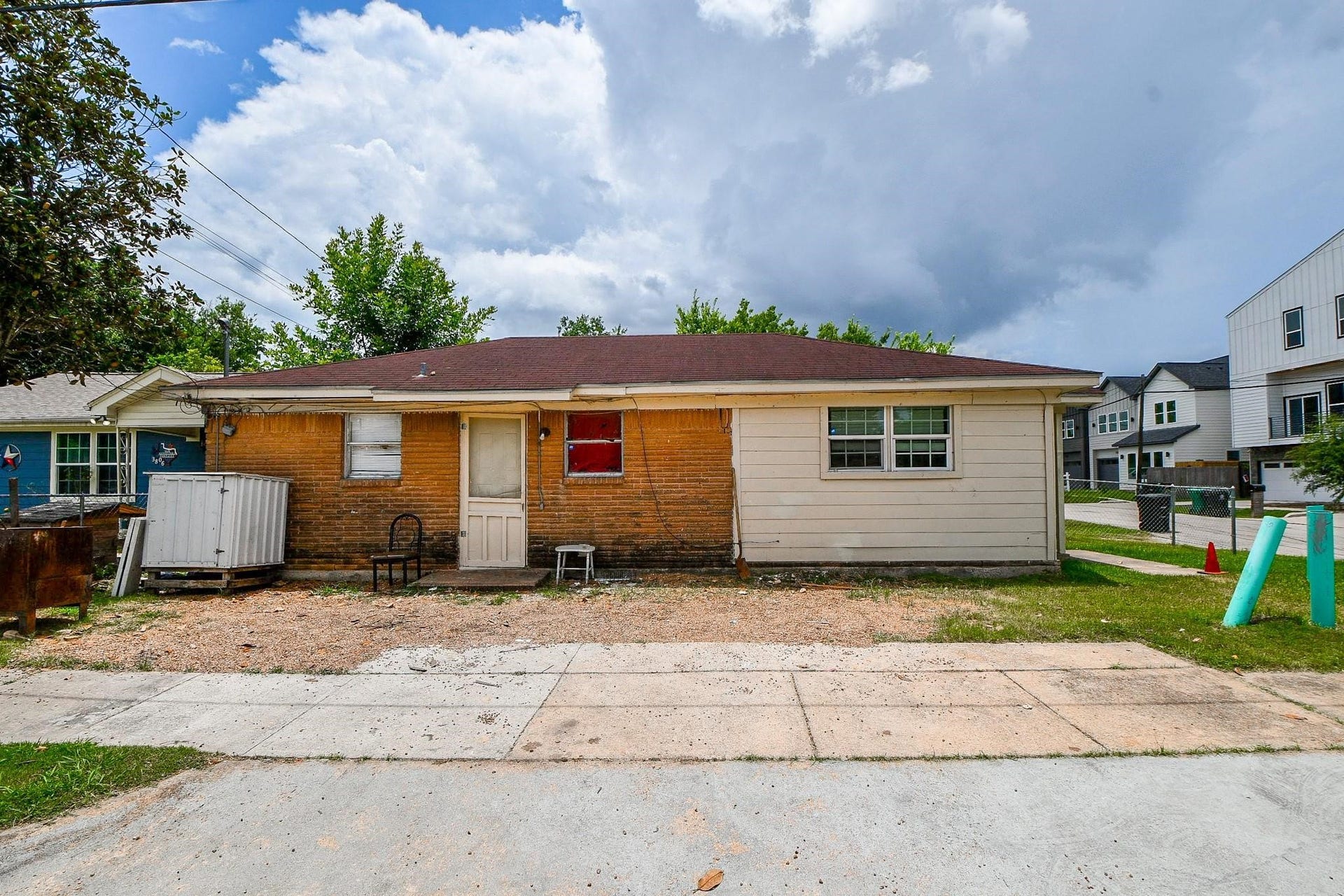 7523 La Salette Street, Houston, TX 77021 7523 La Salette Street, Houston, TX 77021