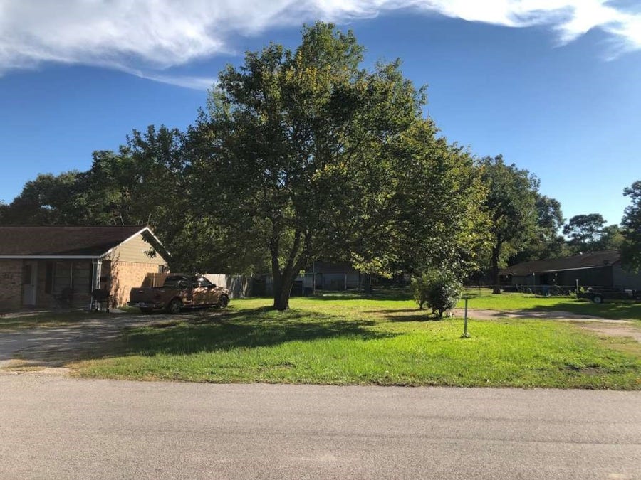 Property photo for Lot 5A Avery Street, Clute, TX