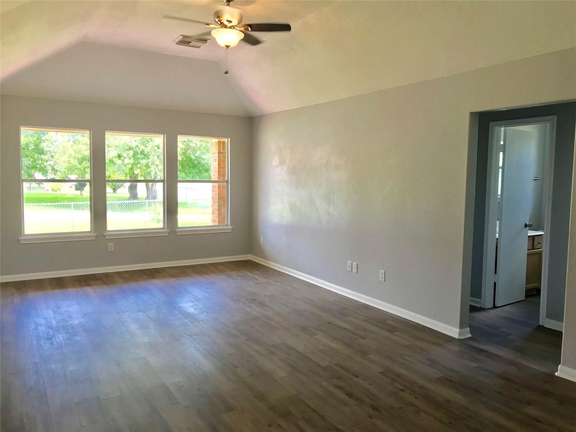 2602 27th Avenue N, Texas City, TX 77590 2602 27th Avenue N, Texas City, TX 77590