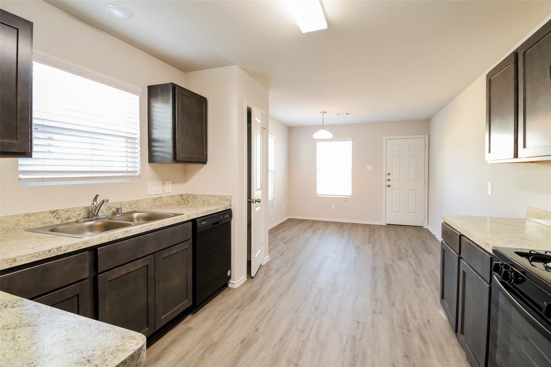 5027 Banyan Tree Trail, Spring, TX 77373 Photos may be representative of the floor plan and not the exact home. Finishes, layout, and features of the actual property for lease may vary.