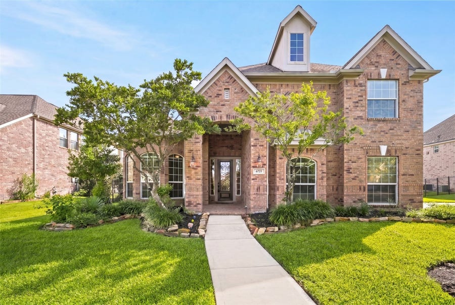 Property photo for 6715 W Titan Springs Drive, Spring, TX