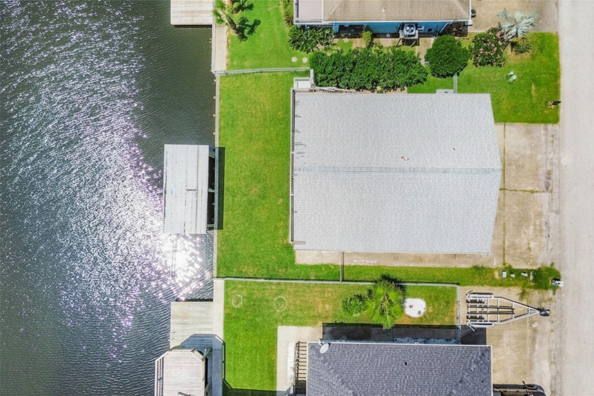1073 Redfish Street, Bayou Vista, TX 77563 1073 Redfish Street, Bayou Vista, TX 77563