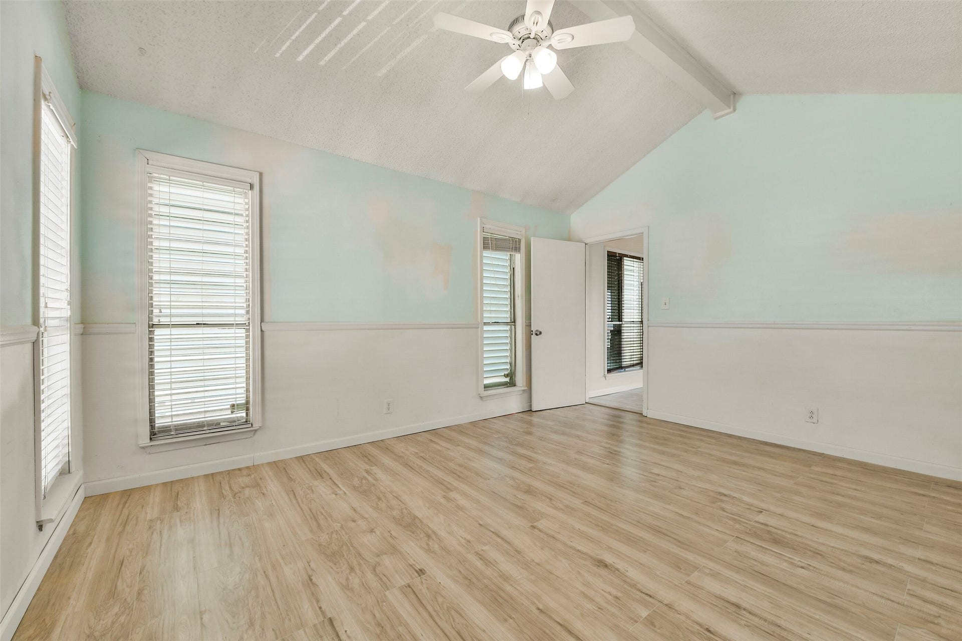 1073 Redfish Street, Bayou Vista, TX 77563 1073 Redfish Street, Bayou Vista, TX 77563