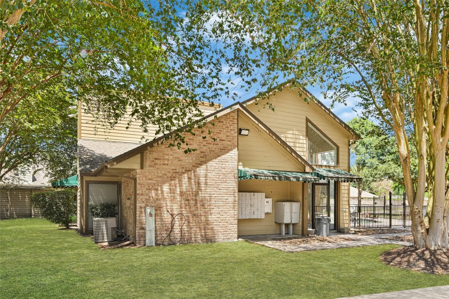 Property photo for 16800 Sugar Pine Drive, #31, Houston, TX
