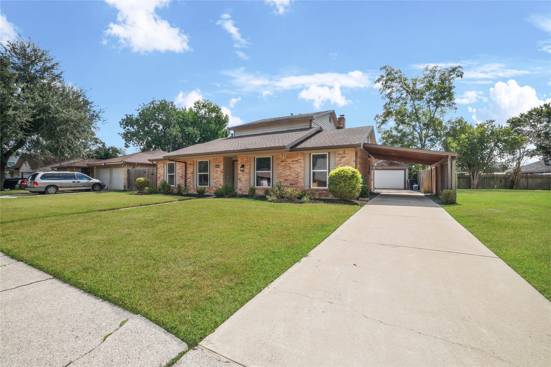 10906 Sagecrest Lane, Houston, TX 77089 10906 Sagecrest Lane, Houston, TX 77089