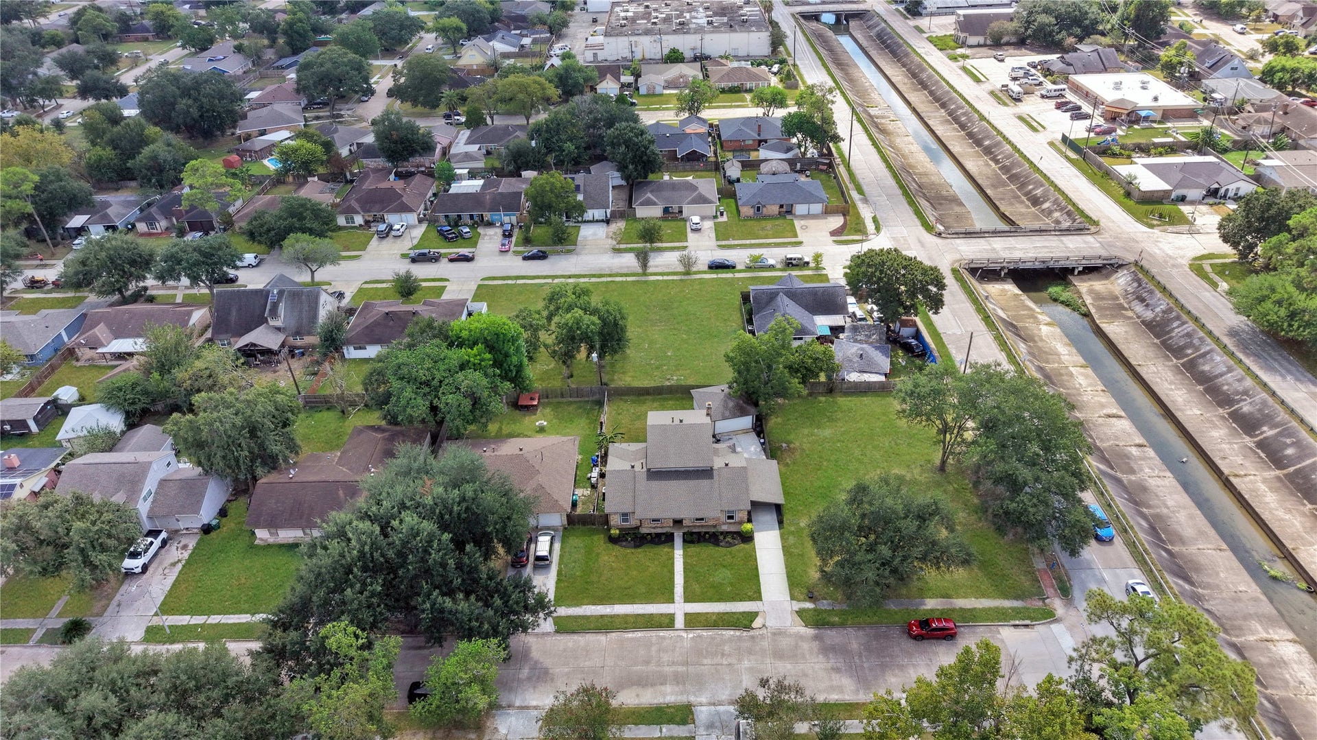 10906 Sagecrest Lane, Houston, TX 77089 10906 Sagecrest Lane, Houston, TX 77089