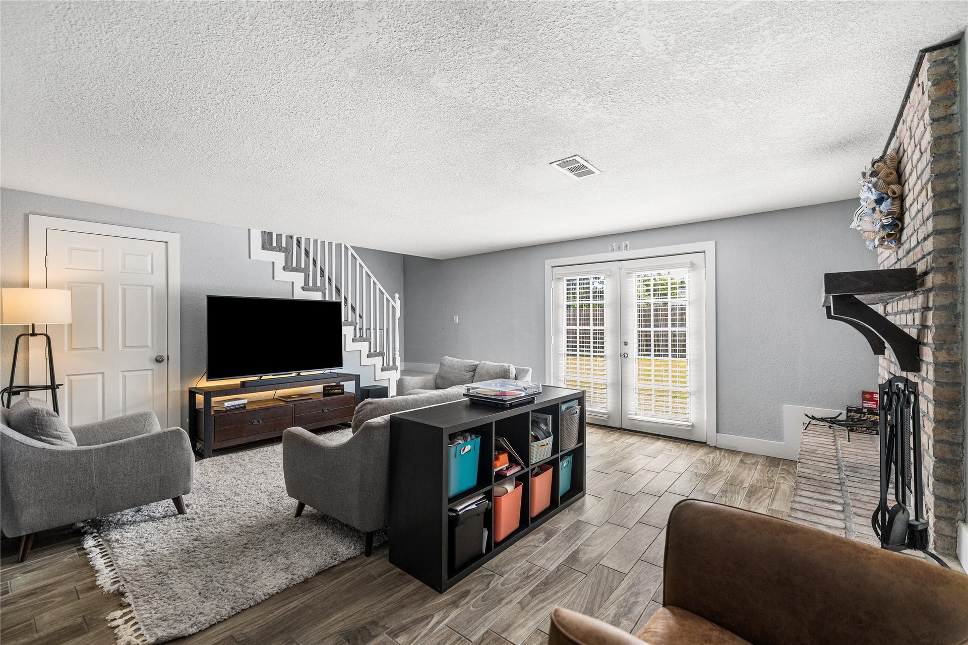 10906 Sagecrest Lane, Houston, TX 77089 10906 Sagecrest Lane, Houston, TX 77089