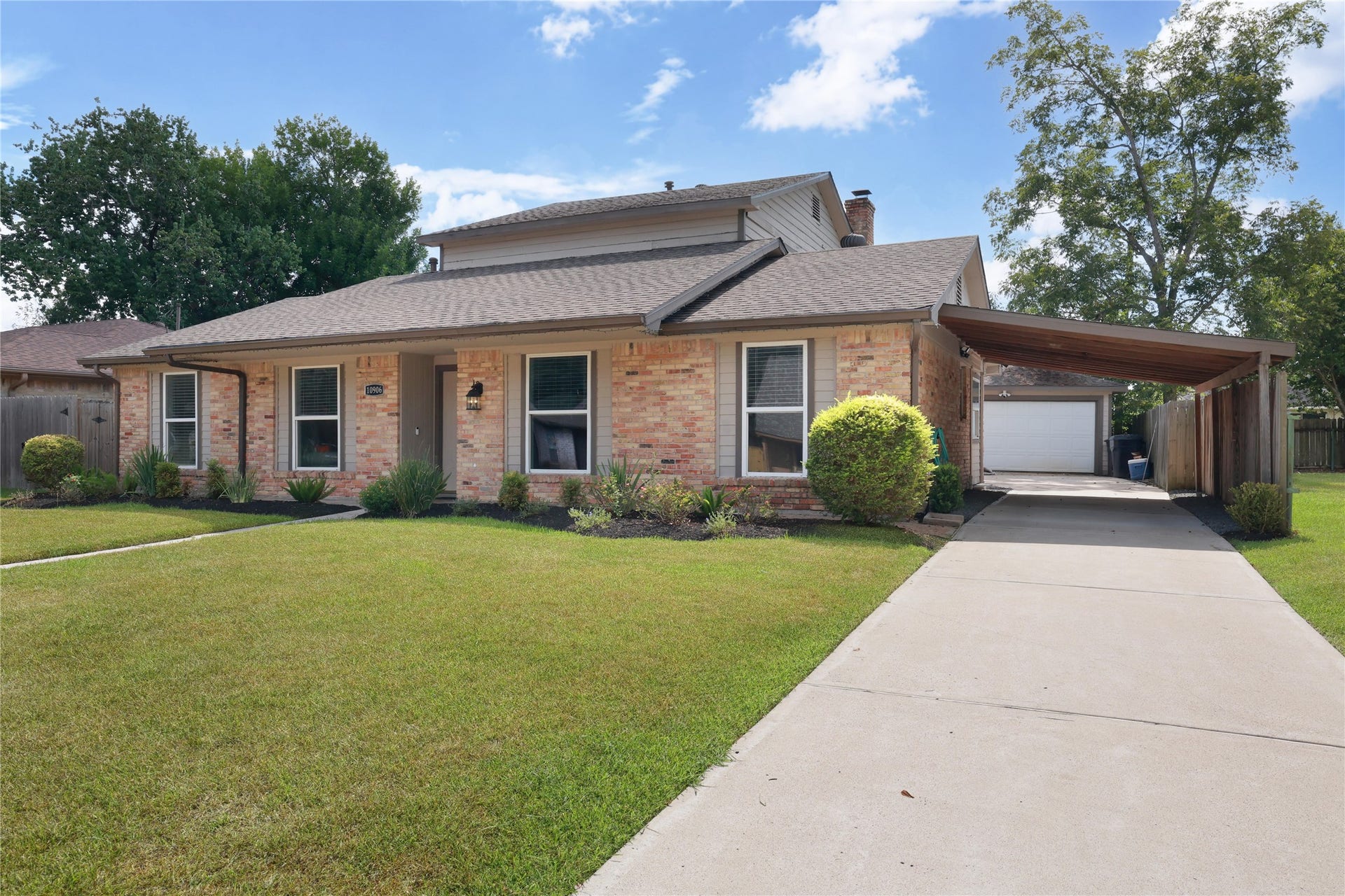 10906 Sagecrest Lane, Houston, TX 77089 10906 Sagecrest Lane, Houston, TX 77089