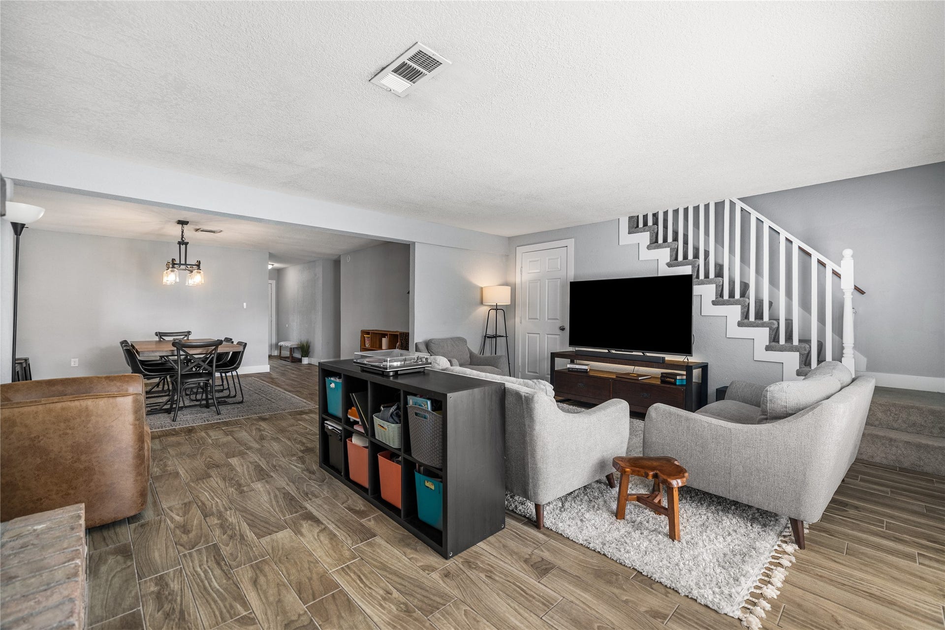 10906 Sagecrest Lane, Houston, TX 77089 10906 Sagecrest Lane, Houston, TX 77089