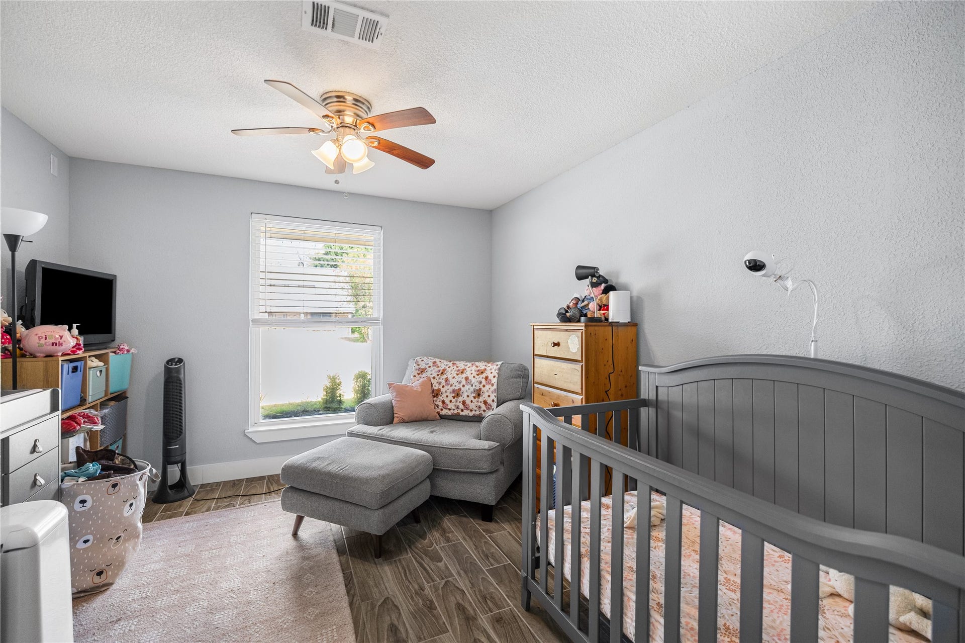 10906 Sagecrest Lane, Houston, TX 77089 Secondary Bedroom