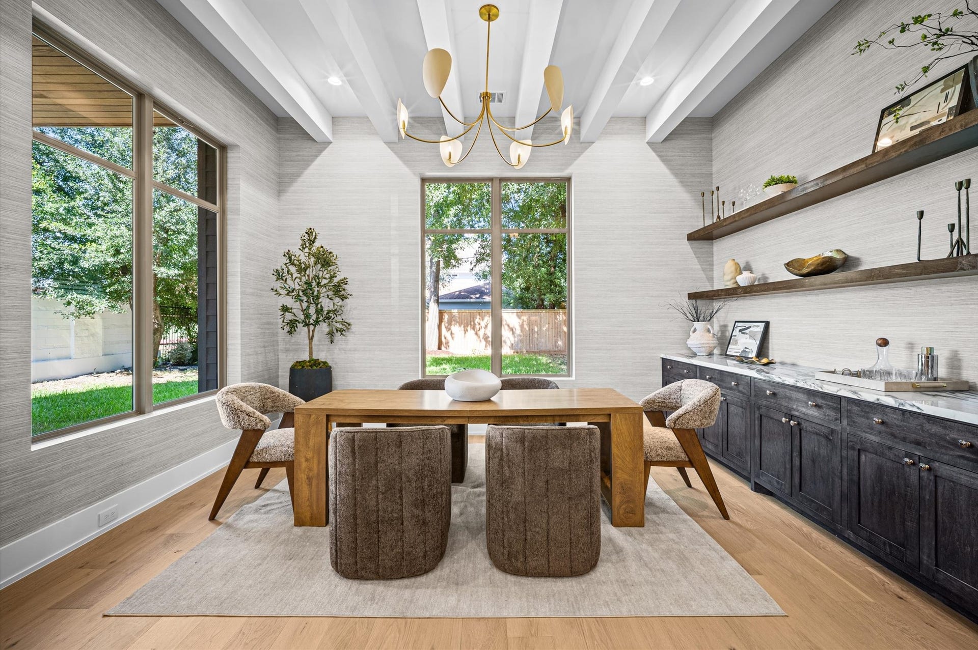 623 E 13th Street, Houston, TX 77008 623 E 13th Street, Houston, TX 77008
