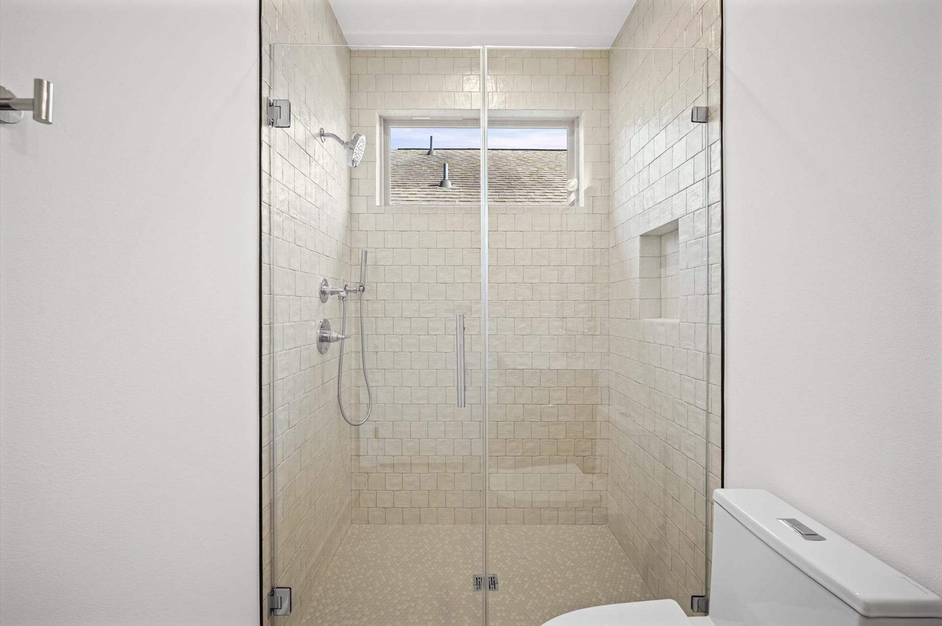 623 E 13th Street, Houston, TX 77008 623 E 13th Street, Houston, TX 77008