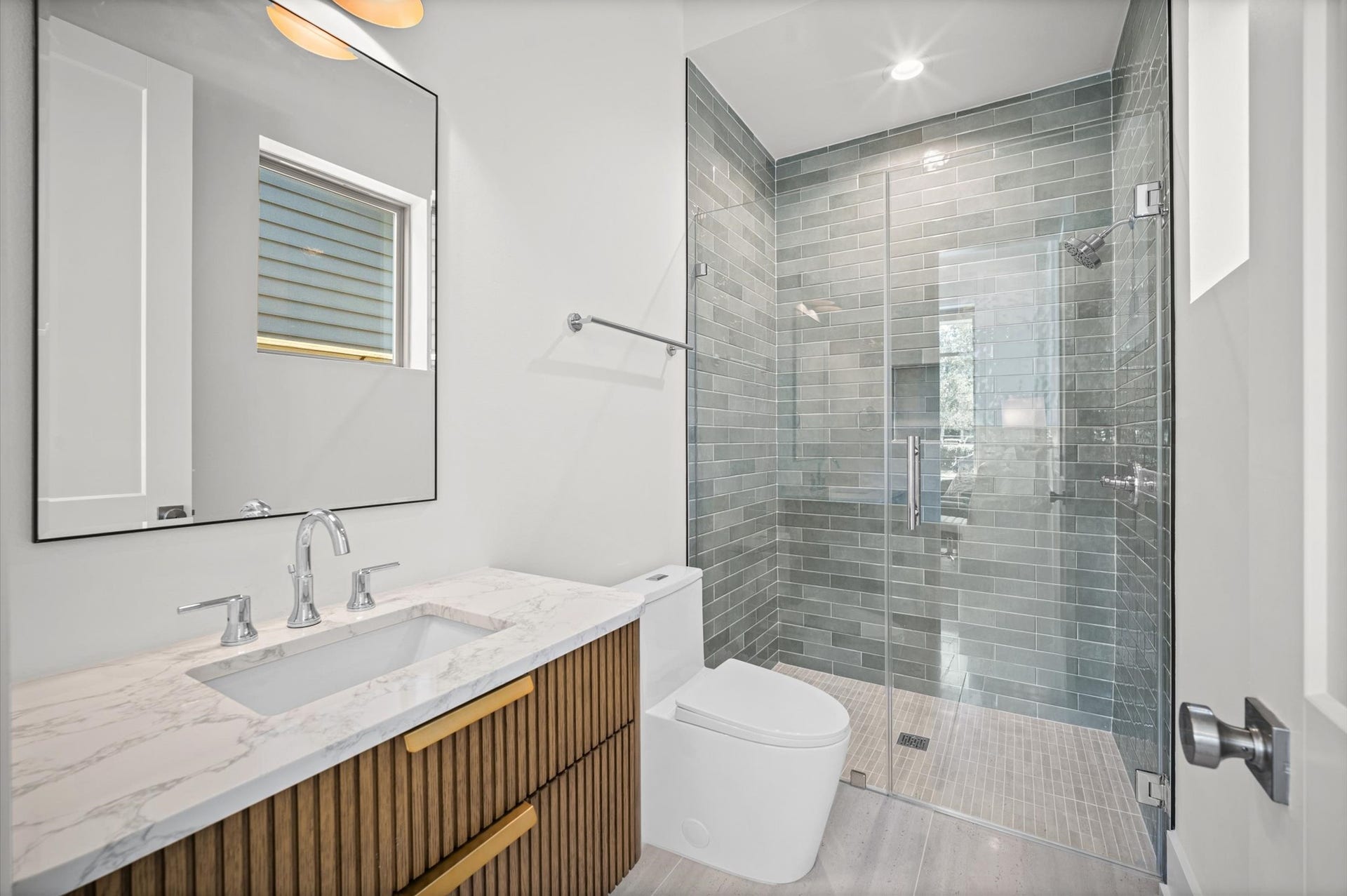 623 E 13th Street, Houston, TX 77008 623 E 13th Street, Houston, TX 77008